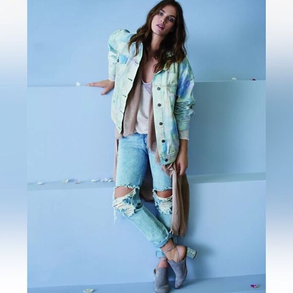 Free People M/L White Multi Colored Tie Dye Denim Oversized Jacket - Picture 2 of 13
